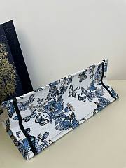 	 Bagsaaa Dior Medium Book Tote White and Blue Toile De Jouy Mexico Embroidery - 36x18x28cm - 6