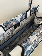 	 Bagsaaa Dior Medium Book Tote White and Blue Toile De Jouy Mexico Embroidery - 36x18x28cm - 3