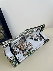 	 Bagsaaa Dior Small Book Tote White and Green Toile De Jouy Mexico Embroidery - 26x8x22cm - 5