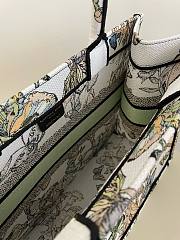 	 Bagsaaa Dior Medium Book Tote White and Green Toile De Jouy Mexico Embroidery - 36x18x28cm - 6