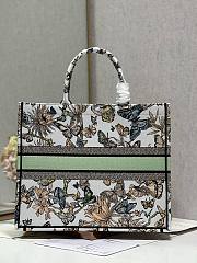 	 Bagsaaa Dior Large Book Tote White and Green Toile De Jouy Mexico Embroidery - 42cm - 2
