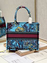 Bagsaaa Dior Small Book Tote Celestial Blue Multicolor Toile de Jouy Voyage Embroidery - 4