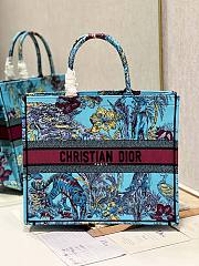 Bagsaaa Dior Large Book Tote Celestial Blue Multicolor Toile de Jouy Voyage Embroidery - 1