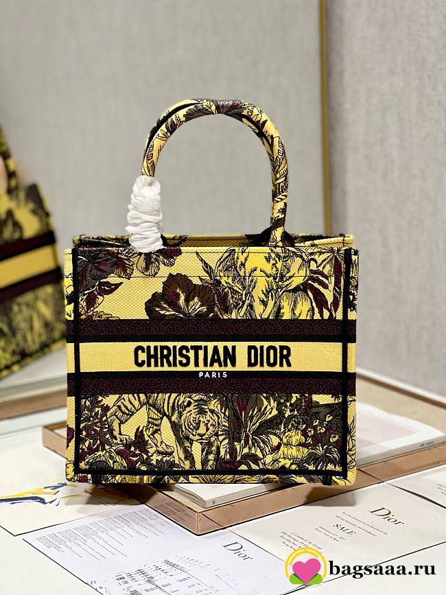 Bagsaaa Dior Small Book Tote Celestial Yellow Multicolor Toile de Jouy Voyage Embroidery - 1