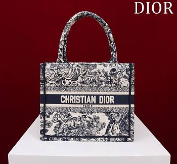 	 Bagsaaa Dior Small Book Tote Ecru and Navy Blue Toile de Jouy Embroidery - 26x22x8cm