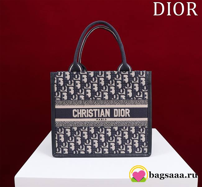 Bagsaaa Dior Small Dior Book Tote Blue Oblique Embroidery and Calfskin (26.5 x 21 x 14 cm) - 1