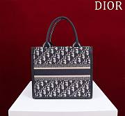 Bagsaaa Dior Small Dior Book Tote Blue Oblique Embroidery and Calfskin (26.5 x 21 x 14 cm) - 6