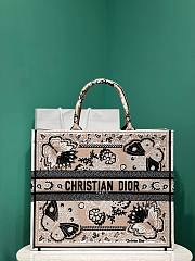 	 Bagsaaa Dior Medium Book Tote Beige and White Butterfly Bandana Embroidery - 1