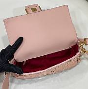Bagsaaa Fendi Baguette Pink sequin and leather bag - 27x15x6cm - 2