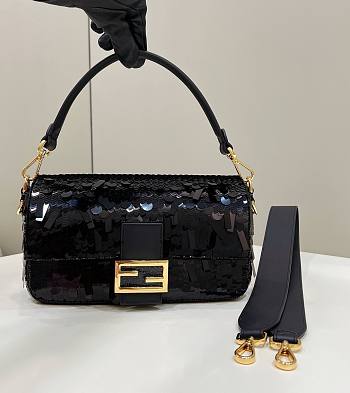 Bagsaaa Fendi Baguette Black sequin and leather bag - 27x15x6cm