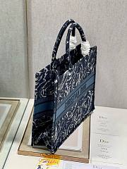 	 Bagsaaa Dior Large Book Tote Blue Roses Embroidery - 3