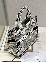 Bagsaaa Dior Medium Book Tote Ecru and Black Toile de Jouy Embroidery - 5
