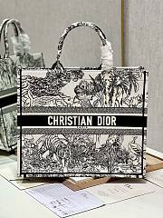 	 Bagsaaa Dior Large Book Tote Ecru and Black Toile de Jouy Embroidery - 1