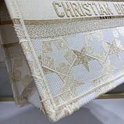 Bagsaaa Dior Medium Book Tote White & Gold -Toned Embroidery - 4