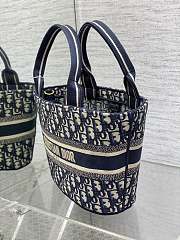 Bagsaaa Dior Hat Basket Bag Oblique Blue Embroidery - 3
