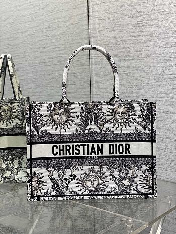 	 Bagsaaa Dior Medium Book Tote White and Black Toile de Jouy Soleil Embroidery
