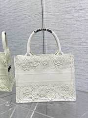 Bagsaaa Dior Book Tote Small White D-Lace Flower Embroidery with 3D Macramé Effect - 4