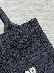 	 Bagsaaa Dior Book Tote Small Black D-Lace Flower Embroidery with 3D Macramé Effect - 2