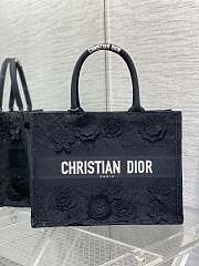 	 Bagsaaa Dior Book Tote Medium Black D-Lace Flower Embroidery with 3D Macramé Effect - 1