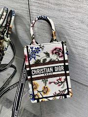 	 Bagsaaa Dior Phone Book Tote White Petites Fleurs Embroidery - 13.5*5*18cm - 5