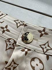 Bagsaaa Louis Vuitton Silk Fabric Monogram Cream Color Short Skirt - 6