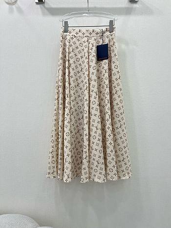 	 Bagsaaa Louis Vuitton Silk Fabric Monogram Cream Color Long Skirt
