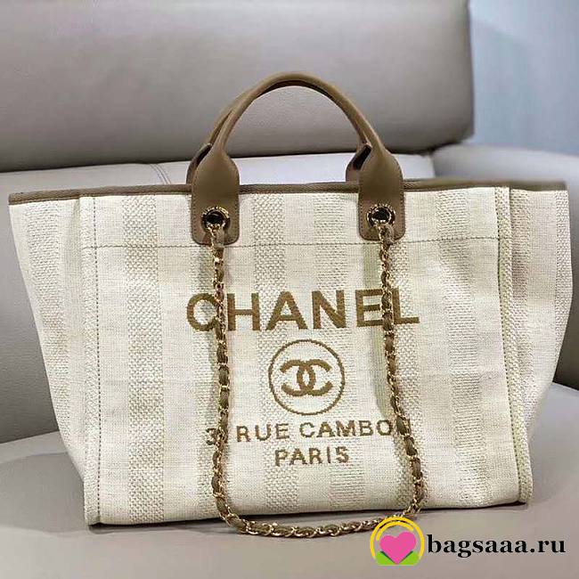 Bagsaaa Chanel Deauville Shopping Bag in Cream - 30 × 39 × 22 cm - 1
