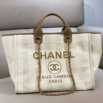 Bagsaaa Chanel Deauville Shopping Bag in Cream - 30 × 39 × 22 cm