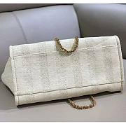 Bagsaaa Chanel Deauville Shopping Bag in Cream - 30 × 39 × 22 cm - 3
