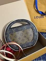 Bagsaaa Louis Vuitton Around Me PM - 22.5×21×7CM - 4