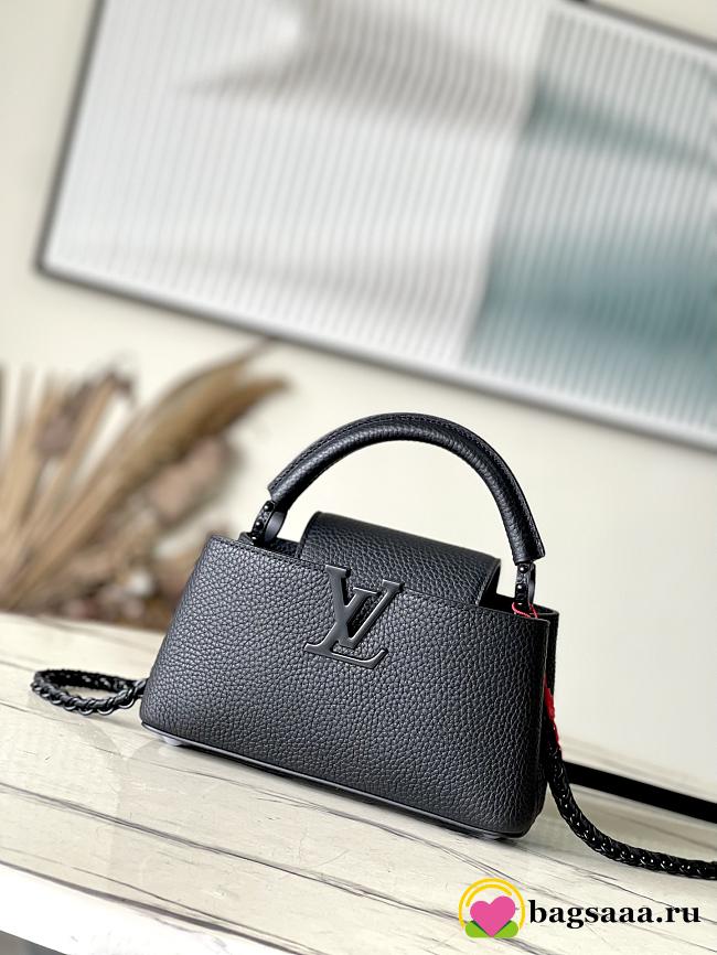 Bagsaaa Louis Vuitton Capucines East-West Mini Black - 22 x 12 x 8 cm - 1