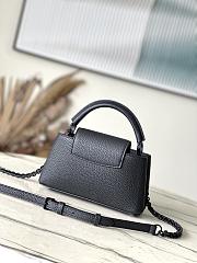 Bagsaaa Louis Vuitton Capucines East-West Mini Black - 22 x 12 x 8 cm - 5