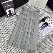 Bagsaaa Prada Pleat Long Skirt Grey With Belt - 4
