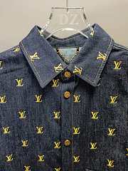Basgaaa Louis Vuitton Embroidered Signature Short-Sleeved Denim Shirt - 6