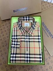 Bagsaaa Burberry Vintage Checked Shirt  - 2