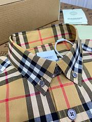 	 Bagsaaa Burberry Vintage Checked Shirt Yellow - 2