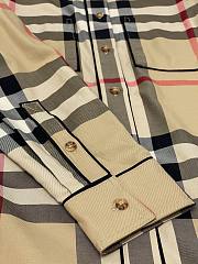 	 Bagsaaa Burberry Vintage Checked Shirt Yellow With Front Pocket - 2