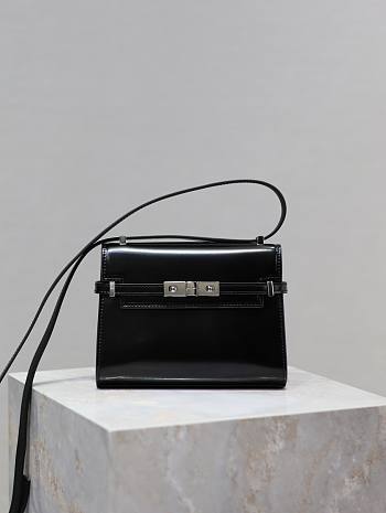 Bagsaaa Manhattan Mini Black Bag - 19x14x4cm