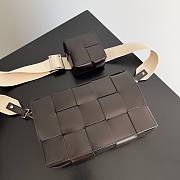 Bagsaaa Bottega Veneta Intrecciato-weave leather cross-body bag brown - 26x16x6.5cm - 5