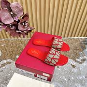 	 Bagsaaa Valentino Garavani Toile Iconographe Sandals Red/Beige - 2