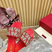 	 Bagsaaa Valentino Garavani Toile Iconographe Sandals Red/Beige - 5