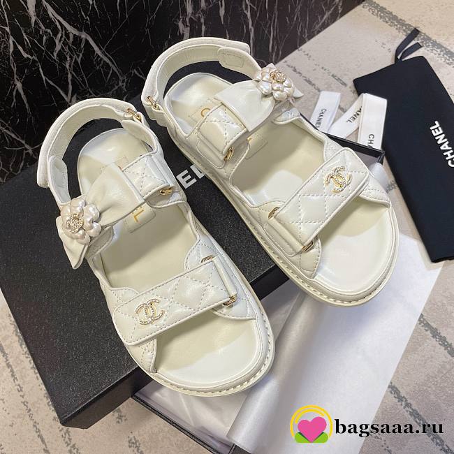 	 Bagsaaa Chanel Dad Flat Sandals White Leather - 1