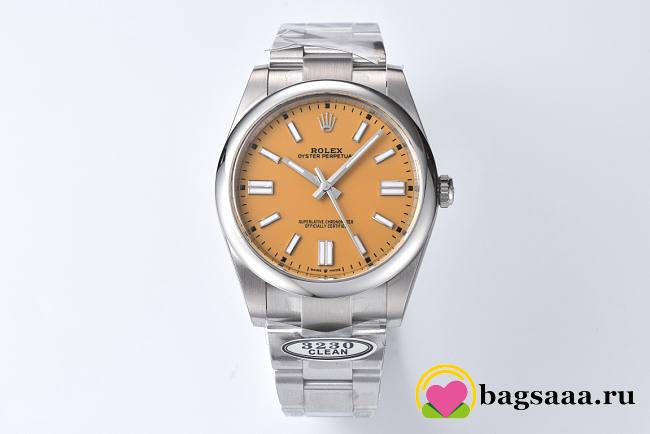 	 Bagsaaa ROLEX OYSTER PERPETUAL Silver and yellow dial 40mm - 1