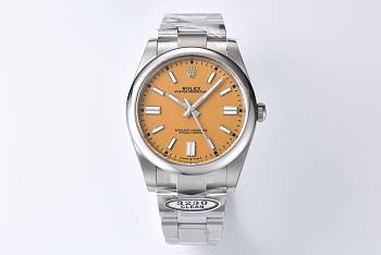 	 Bagsaaa ROLEX OYSTER PERPETUAL Silver and yellow dial 40mm