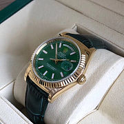 Bagsaaa Rolex Day-Date 36 Green Dial Solid Gold Watch  - 4