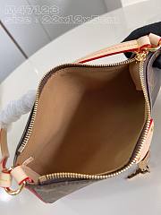 Bagsaaa Louis Vuitton Pochette Tirette Shoulder Bag - 22 x 12 x 5.5 cm - 3