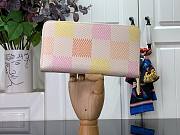 	 Bagsaaa Louis Vuitton Zippy Wallet Damier Canvas Peche Pink - 19.5 x 10.5 x 2.5 cm - 3