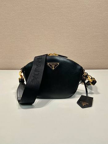 	 Bagsaaa Prada Leather mini shoulder bag Black - 18x15x8cm