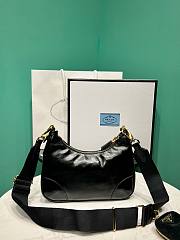 	 Bagsaaa Prada RE-Edition 2005 Smooth Leather Shoulder Bag In Black - 23x17x605cm - 6