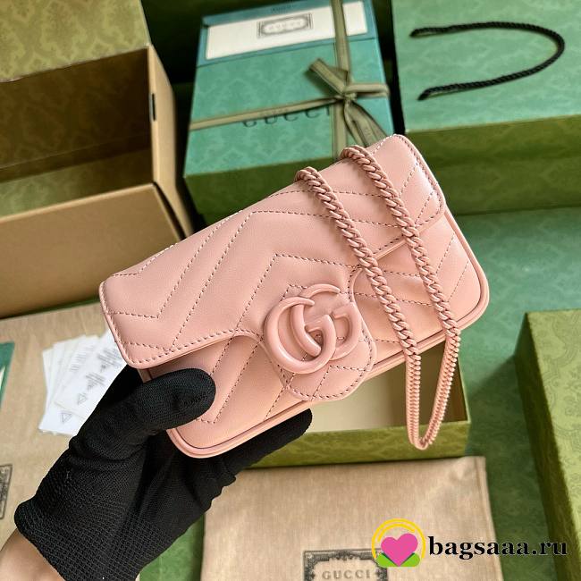 Bagsaaa Gucci GG Marmont Mini Pink Shoulder Bag - 16.5x10x4.5cm - 1